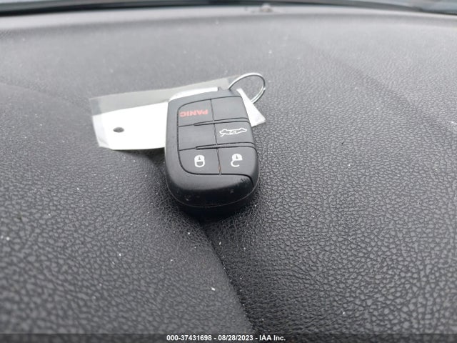 2C3CCAAG8EH252849 Chrysler 300