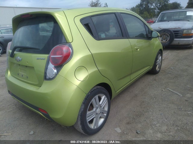 Chevrolet SPARK LS 2014 KL8CA6S95EC412356 Image 4