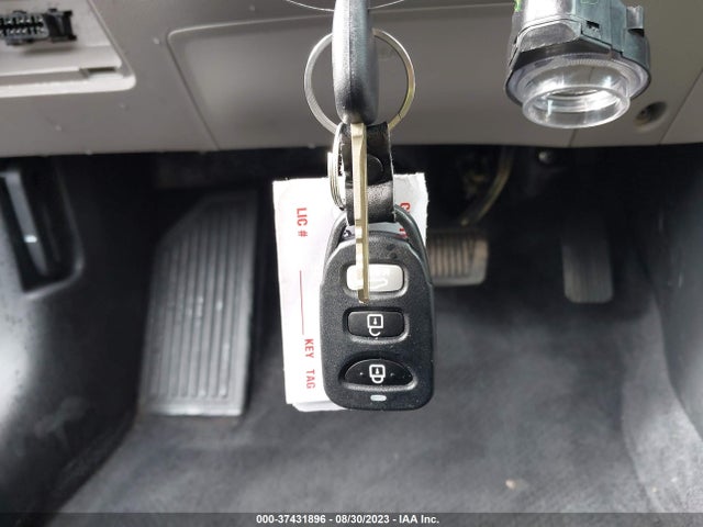 2017 HYUNDAI ELANTRA SE VIN: 5NPD84LF2HH154127