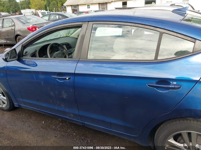 2017 HYUNDAI ELANTRA SE VIN: 5NPD84LF2HH154127
