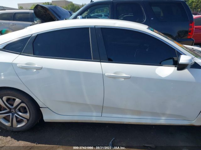 19XFC2F58HE064614 Honda Civic Sedan Lx