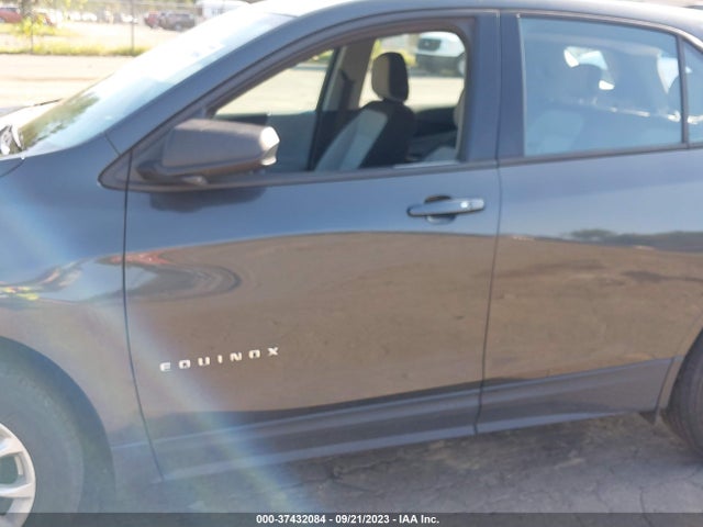 Chevrolet EQUINOX LS 2018 2GNAXREV5J6317572 Image 15