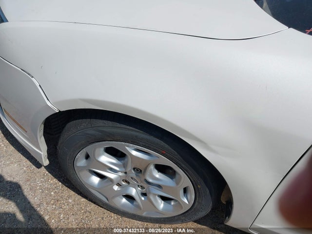 2010 FORD FUSION SE VIN: 3FAHP0HA9AR227612