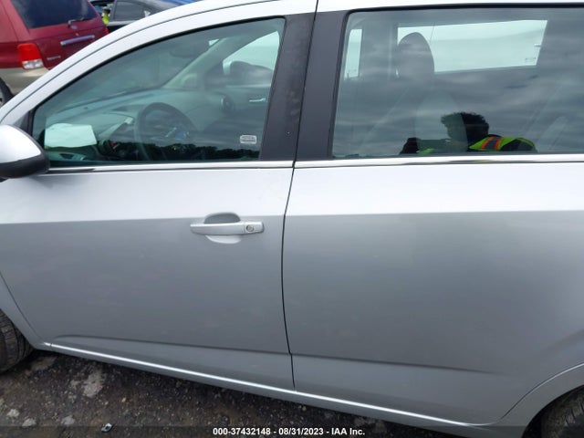 Chevrolet Sonic Lt Auto 2014 1G1JC6SH4E4104517 Image 14