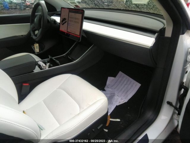 5YJYGDEE8LF027480 Tesla Model Y Long Range