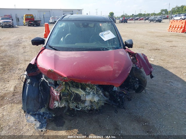 2021 NISSAN KICKS SR XTRONIC CVT VIN: 3N1CP5DVXML533092