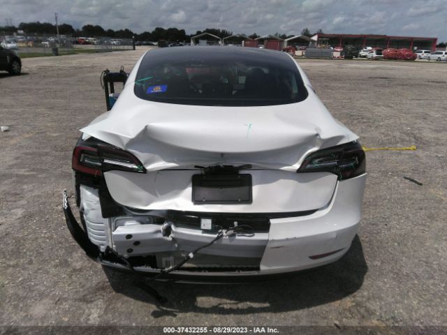 5YJ3E1EA7PF397739 Tesla MODEL 3