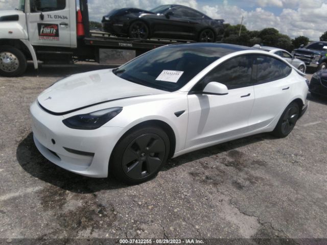 5YJ3E1EA7PF397739 Tesla MODEL 3