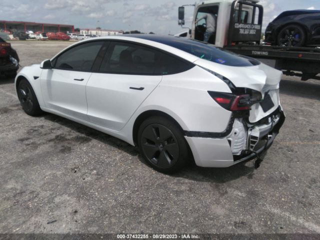 5YJ3E1EA7PF397739 Tesla MODEL 3