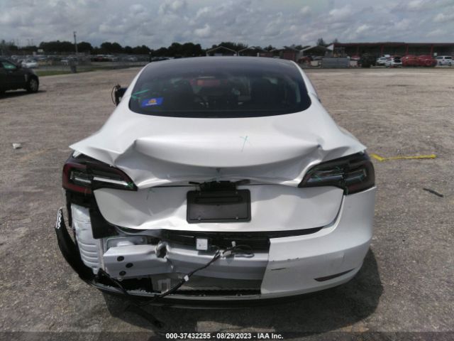 5YJ3E1EA7PF397739 Tesla MODEL 3