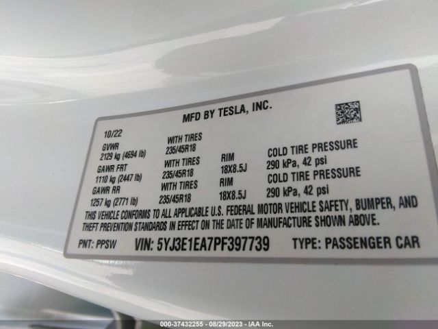 5YJ3E1EA7PF397739 Tesla MODEL 3