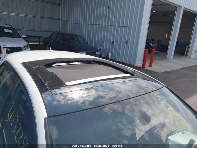WAUVPBFF3GA094403 Audi A3 E-tron Premium