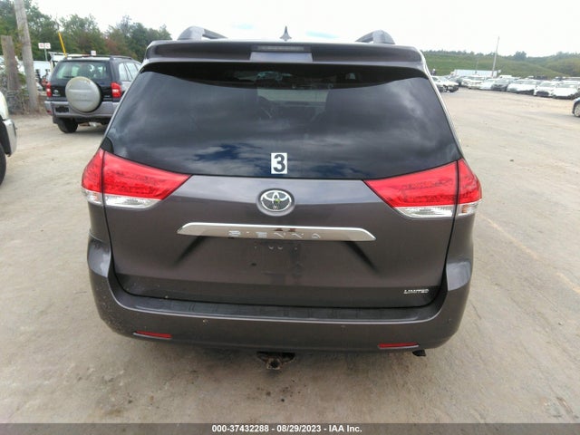 2011 TOYOTA SIENNA LIMITED V6 VIN: 5TDYK3DC7BS065897