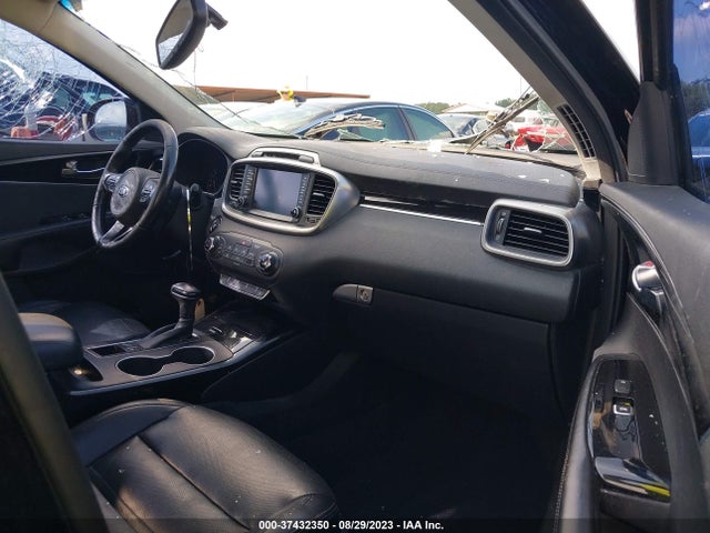 2016 KIA SORENTO SX VIN: 5XYPKDA53GG140168