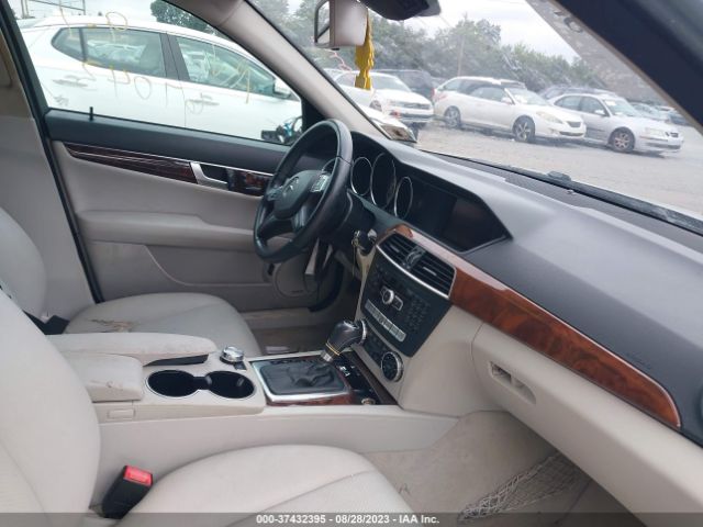 WDDGF8AB9ER314458 Mercedes-Benz C-class C 300
