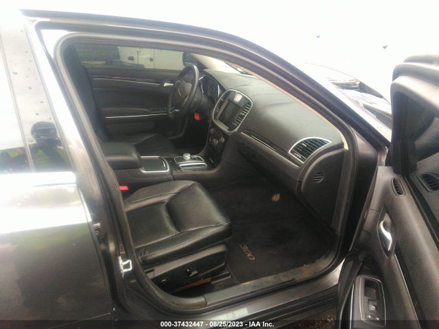 2C3CCAAG5GH295936 Chrysler 300 Limited