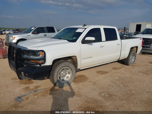 Chevrolet Silverado 1500 Lt 2018 1GCUKRECXJF203530 Image 2