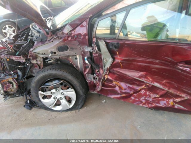 19XFB2F58FE050602 Honda Civic Sedan Lx