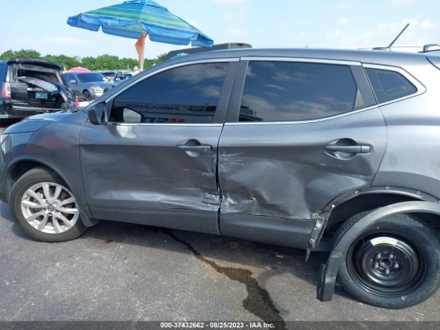 JN1BJ1AV8MW302633 Nissan Rogue Sport S