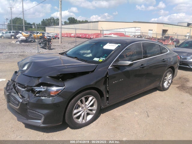 Chevrolet MALIBU LT 2018 1G1ZD5ST5JF226025 Image 2