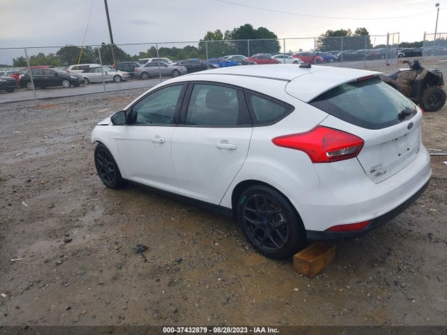 2016 FORD FOCUS SE VIN: 1FADP3K22GL298742