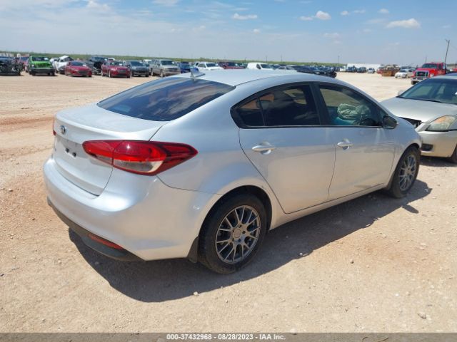 3KPFK4A73HE100006 KIA FORTE LX
