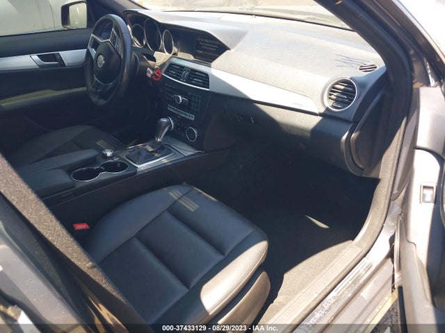 2013 MERCEDES-BENZ C-CLASS C 250 VIN: WDDGF4HB3DR259616