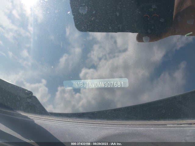2021 NISSAN ROGUE SPORT S VIN: JN1BJ1AV0MW307681