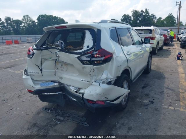 5N1AT2MV8JC818679 Nissan ROGUE SV