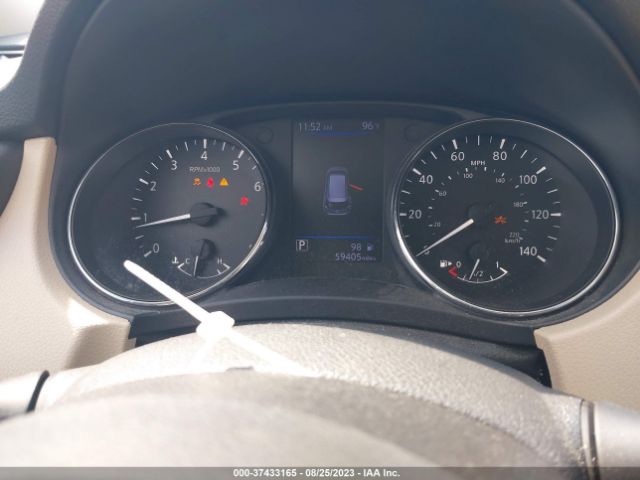 5N1AT2MV8JC818679 Nissan ROGUE SV