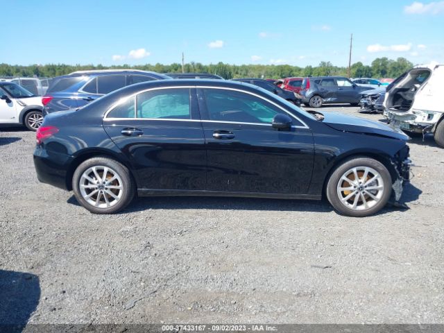 W1K3G4EBXMJ266433 Mercedes-Benz A-class A 220