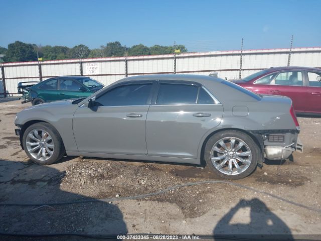 2C3CCAAG8JH201846 Chrysler 300 Touring L