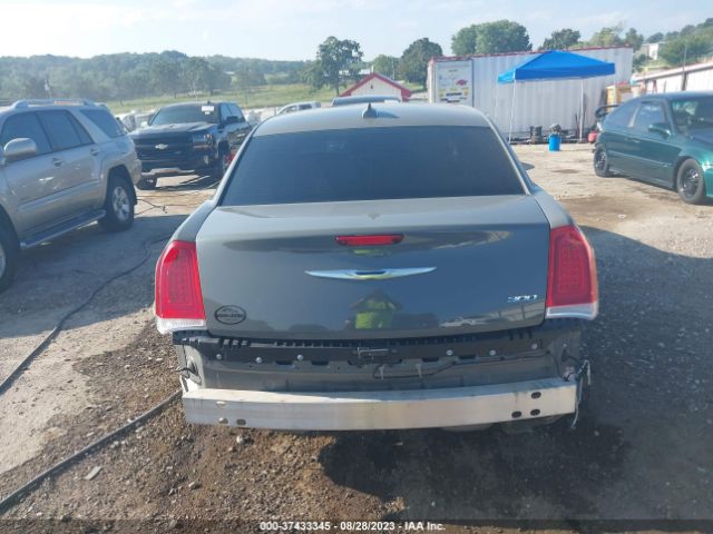 2C3CCAAG8JH201846 Chrysler 300 Touring L