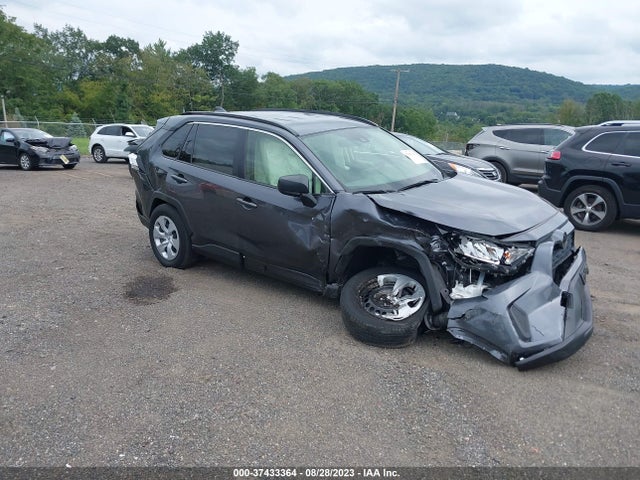 Toyota RAV4 LE 2020 JTMF1RFV7LD068176 Image 1