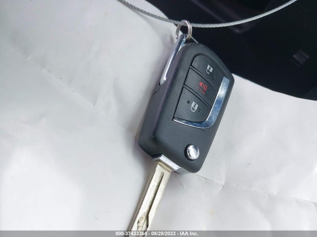 Toyota RAV4 LE 2020 JTMF1RFV7LD068176 Image 3