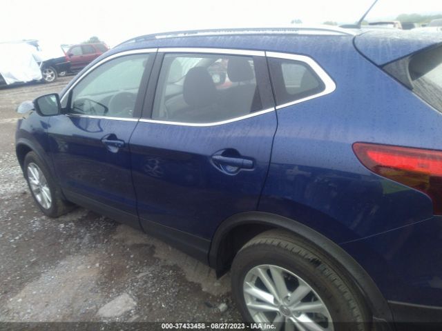 JN1BJ1CP0HW002069 Nissan Rogue Sport Sv