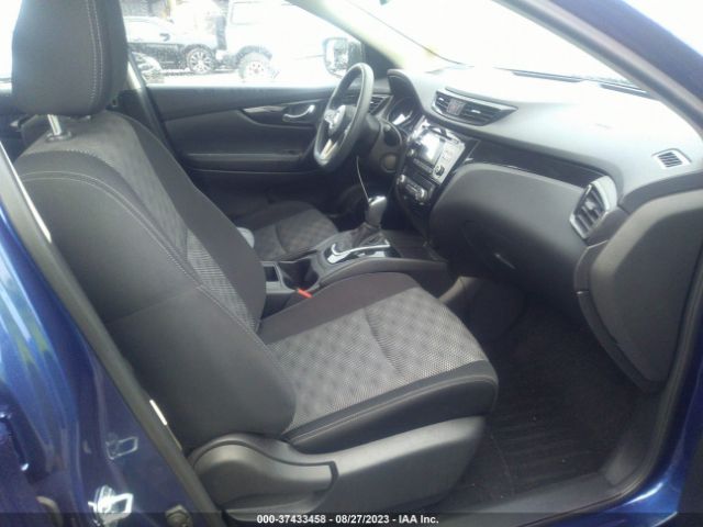JN1BJ1CP0HW002069 Nissan Rogue Sport Sv
