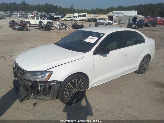 3VWD17AJ8HM302768 Volkswagen Jetta 1.8t Sport