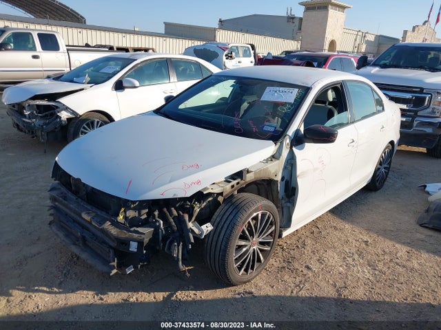 3VWD17AJ2GM216869 Volkswagen Jetta Sedan 1.8t Sport