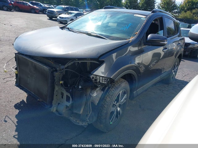 Toyota Rav4 Xle 2018 2T3RFREV6JW848444 Image 2