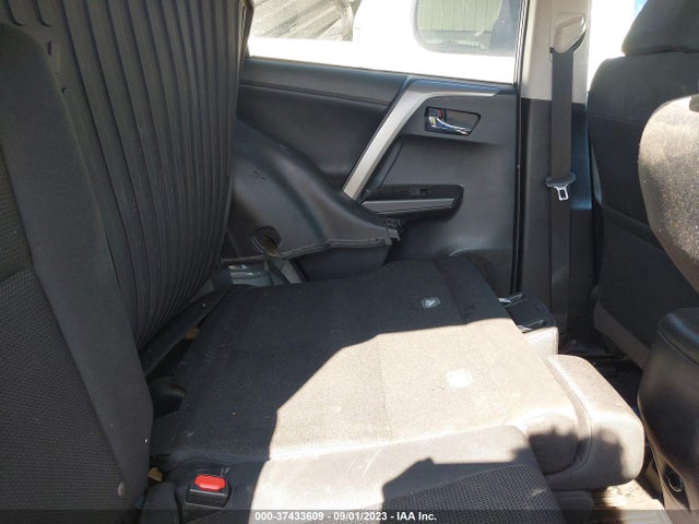 Toyota Rav4 Xle 2018 2T3RFREV6JW848444 Image 8