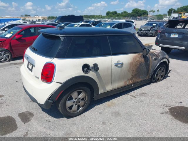 WMWXM5C58FT939506 Mini COOPER HARDTOP
