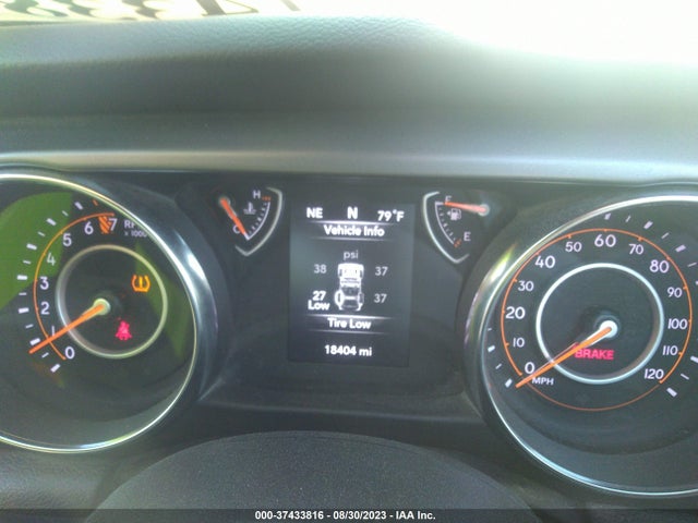 1C4HJXDG0NW184795 Jeep Wrangler Unlimited Sport