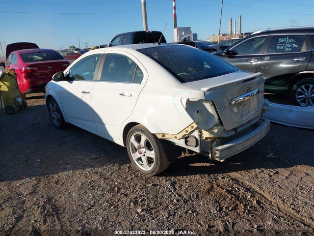 Chevrolet SONIC LTZ 2014 1G1JE5SB4E4189259 Image 3