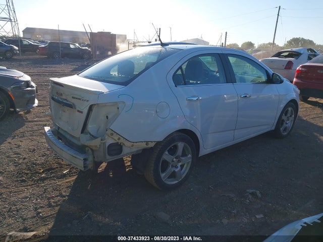 Chevrolet SONIC LTZ 2014 1G1JE5SB4E4189259 Image 4