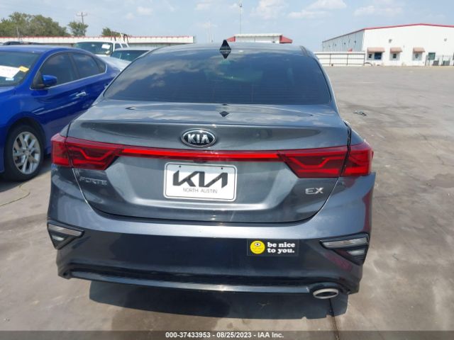 3KPF54AD1ME415362 KIA FORTE EX