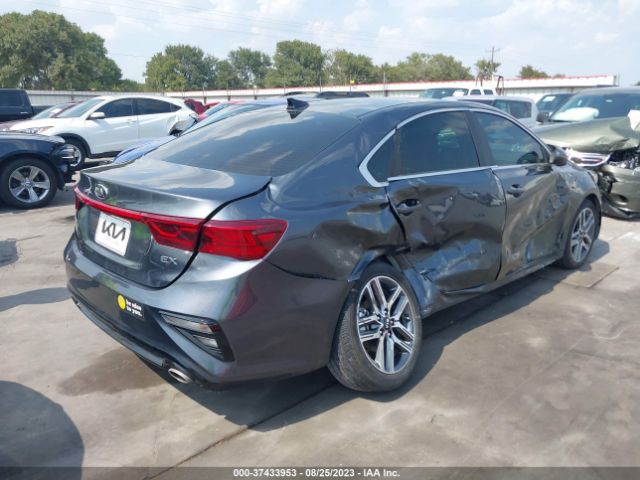 3KPF54AD1ME415362 KIA FORTE EX
