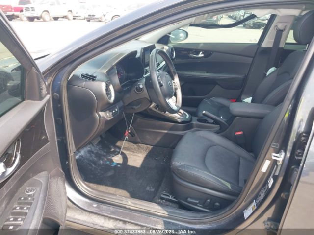 3KPF54AD1ME415362 KIA FORTE EX