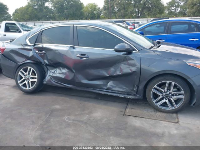 3KPF54AD1ME415362 KIA FORTE EX