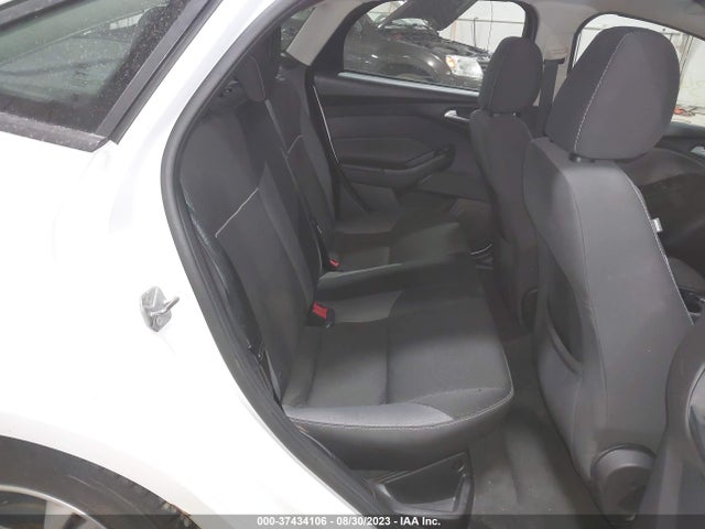 Ford FOCUS SE 2014 1FADP3F24EL258542 Image 8